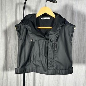 Zara black sleeveless cropped jacket